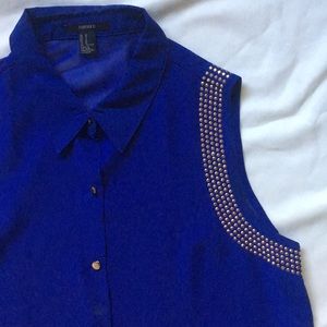 Sleeveless Button-Down Tunic